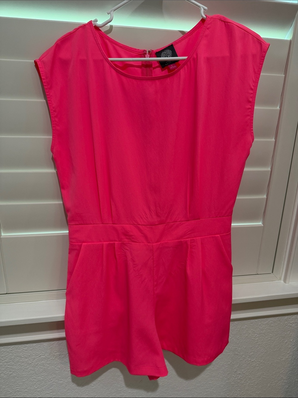 Vince Camuto Hot Pink Short Sleeve Romper